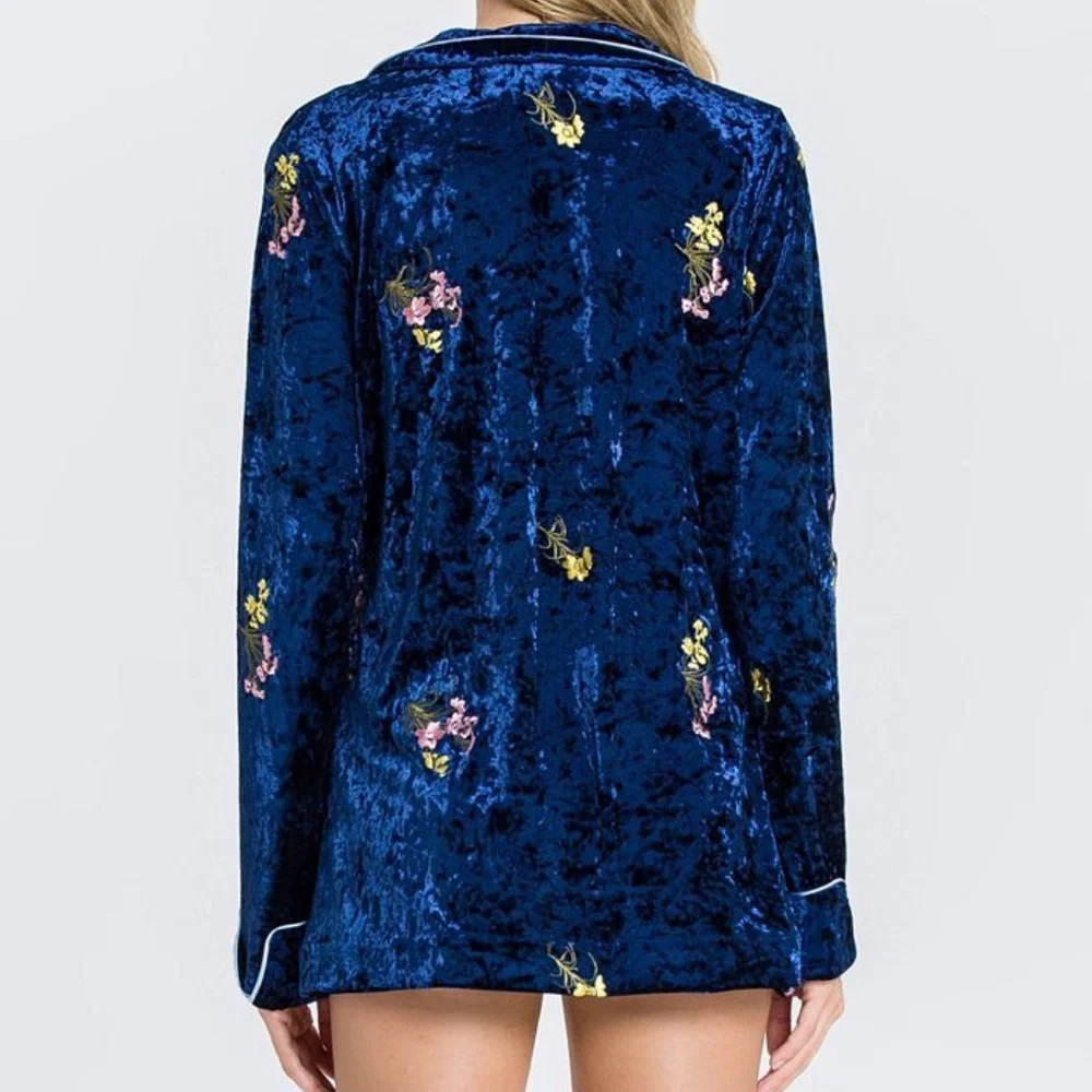 NWT🔖Endless Rose Blue Embroidered Velvet Pajama Jacket Floral Retro Vintage - Picture 3 of 13